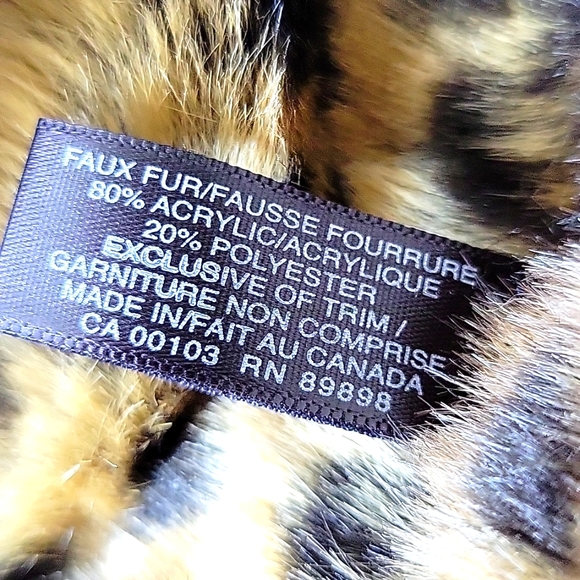 Cheetah print faux fur cowl scarf - Picture 6 of 6